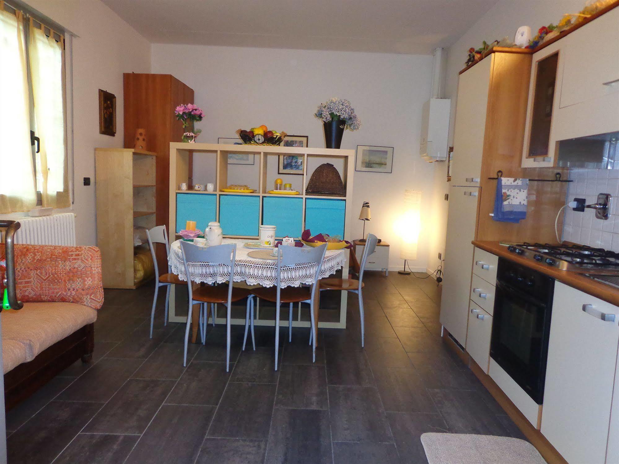 Apartamento Casa Lory Bolonia Exterior foto